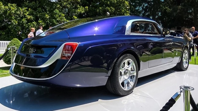 Rolls-Royce’un Yeni Aracı Dünyanın En Pahalısı!